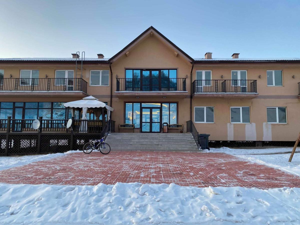 Takhi Resort Terelj Yoliin Hural Zewnętrze zdjęcie